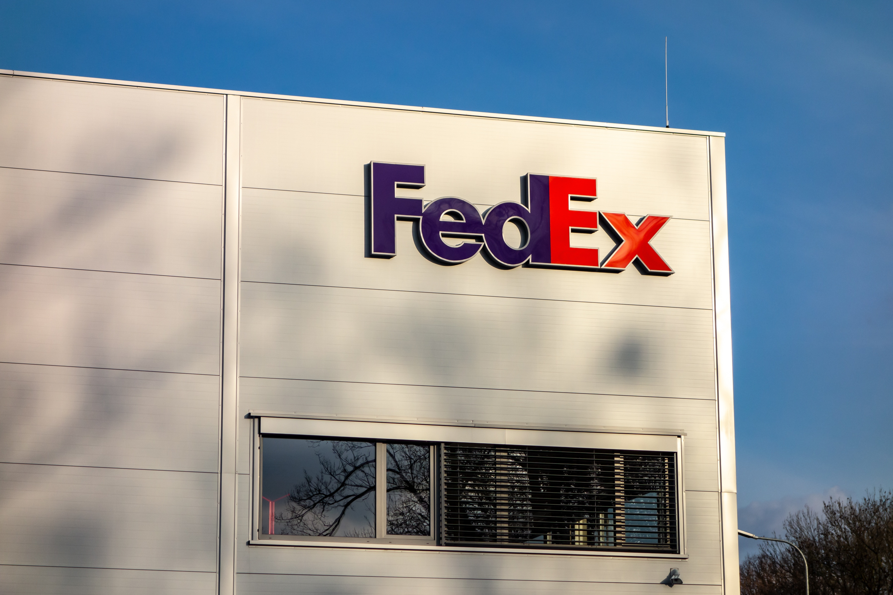 FedEx