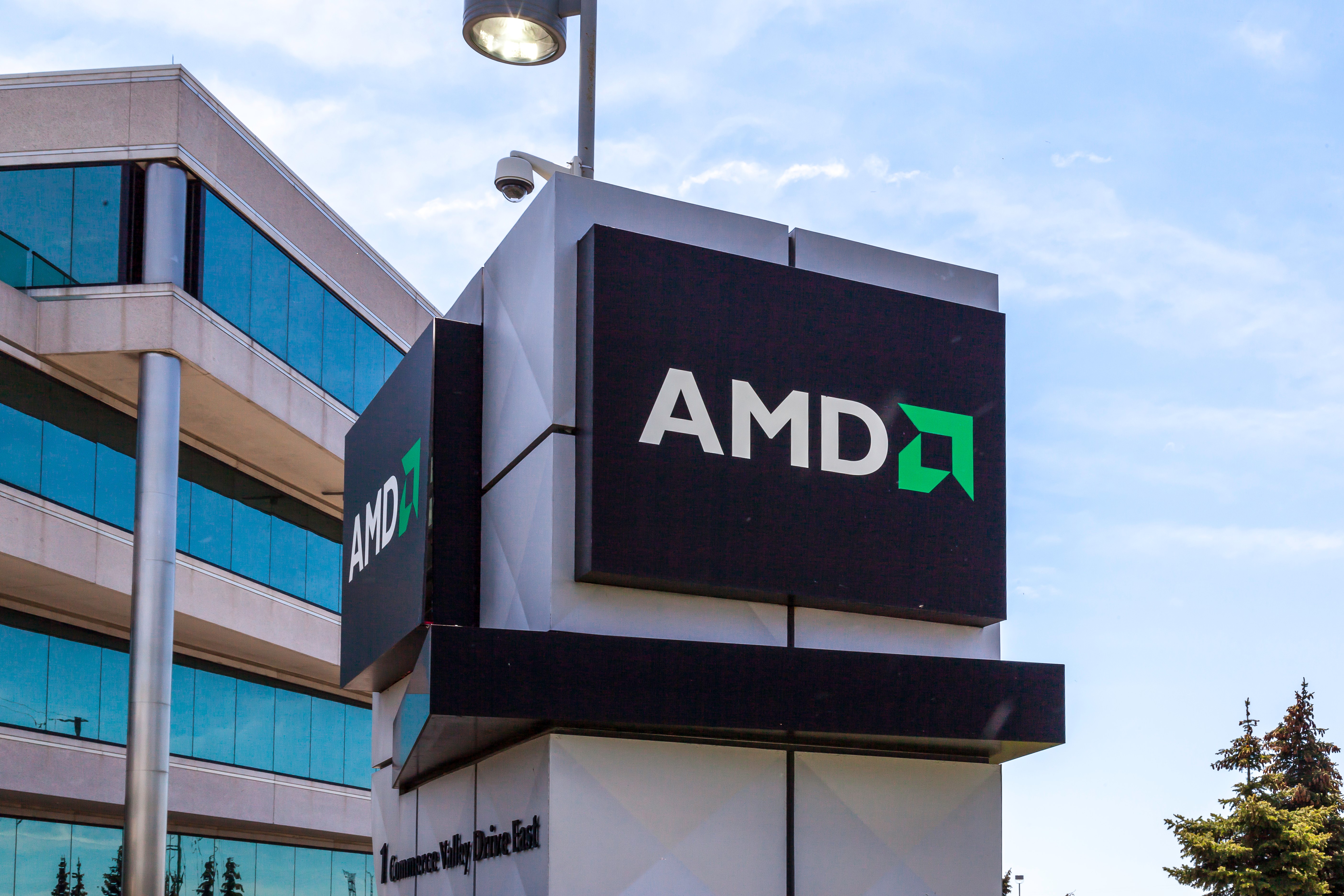 AMD Posts Strongest Revenue Figure in Its History